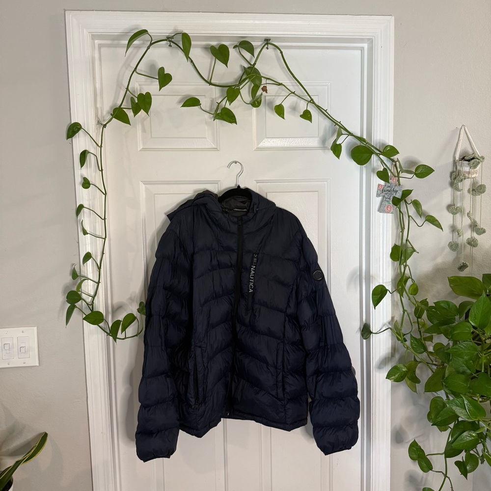 Mens XL Nautica Navy Blue Hooded Puffer Jacket